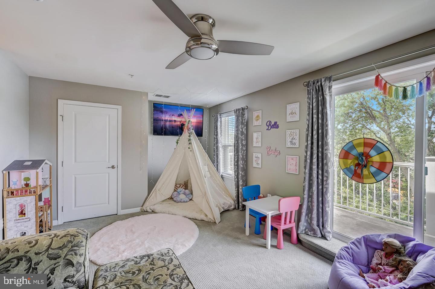 SHELTERED HARBOR - Residential Lease