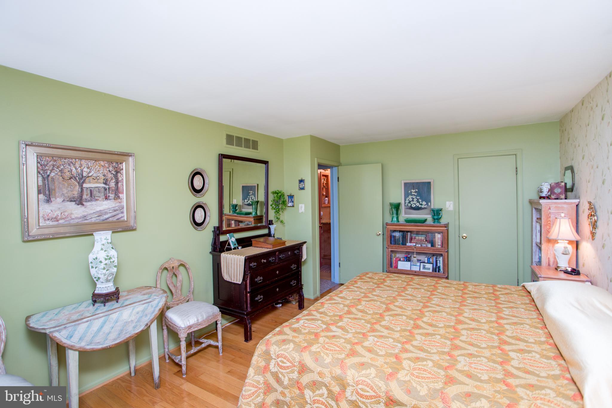 FOREST PARK - Residential