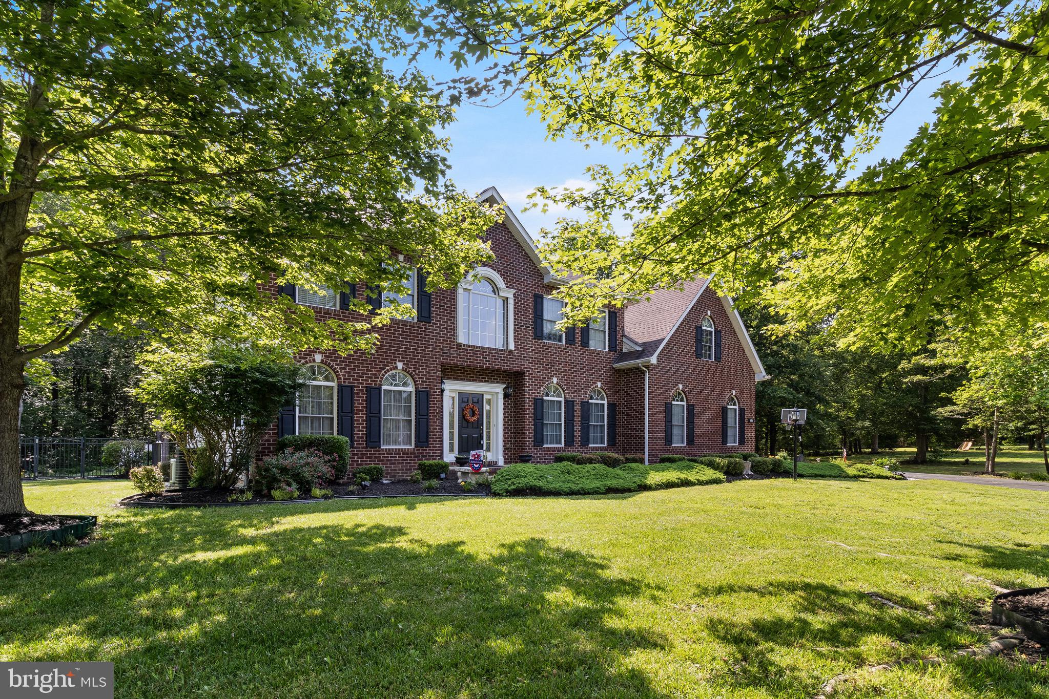 8921 GROTTO COURT