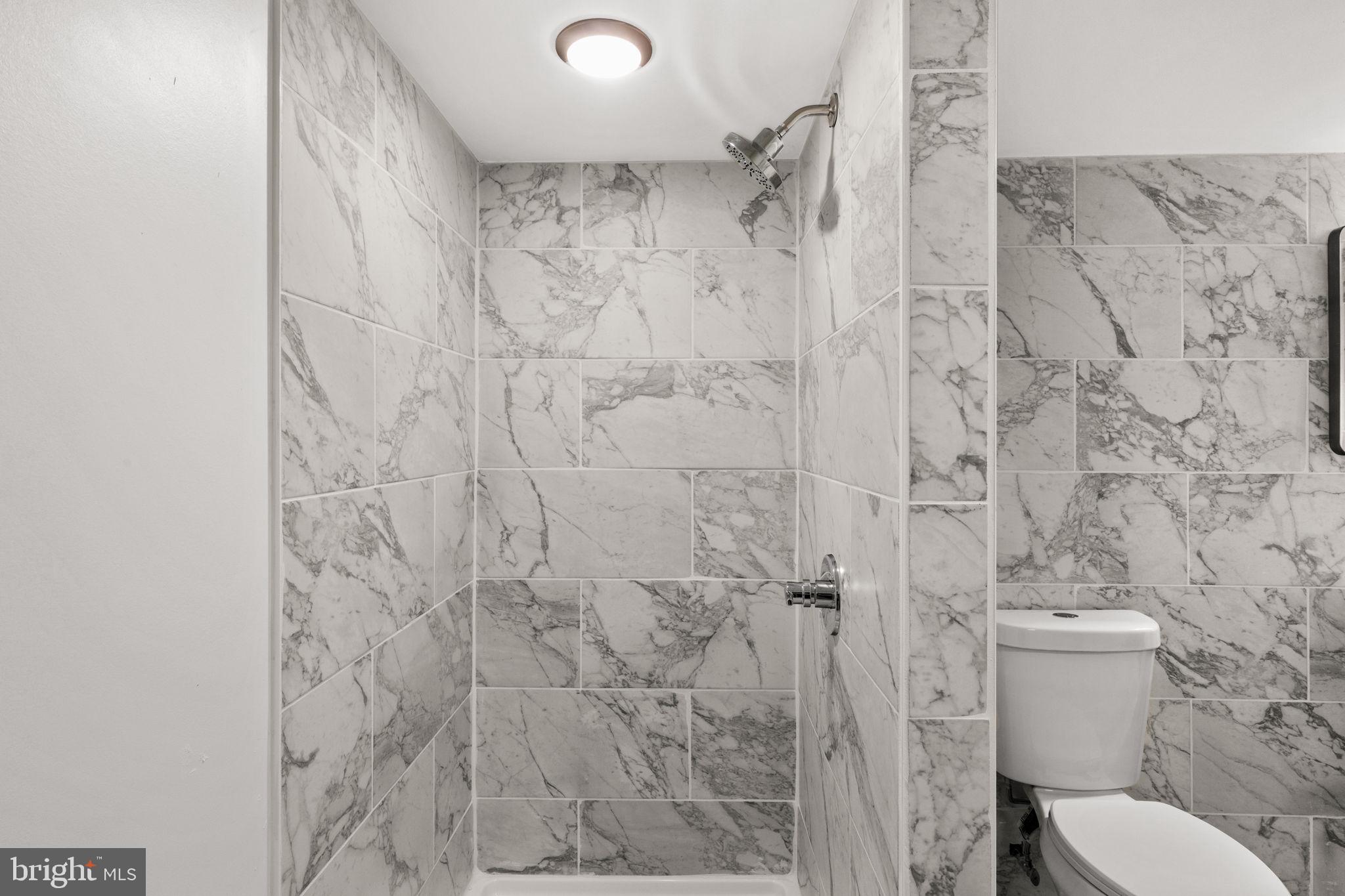 EAST FALLS - Residential