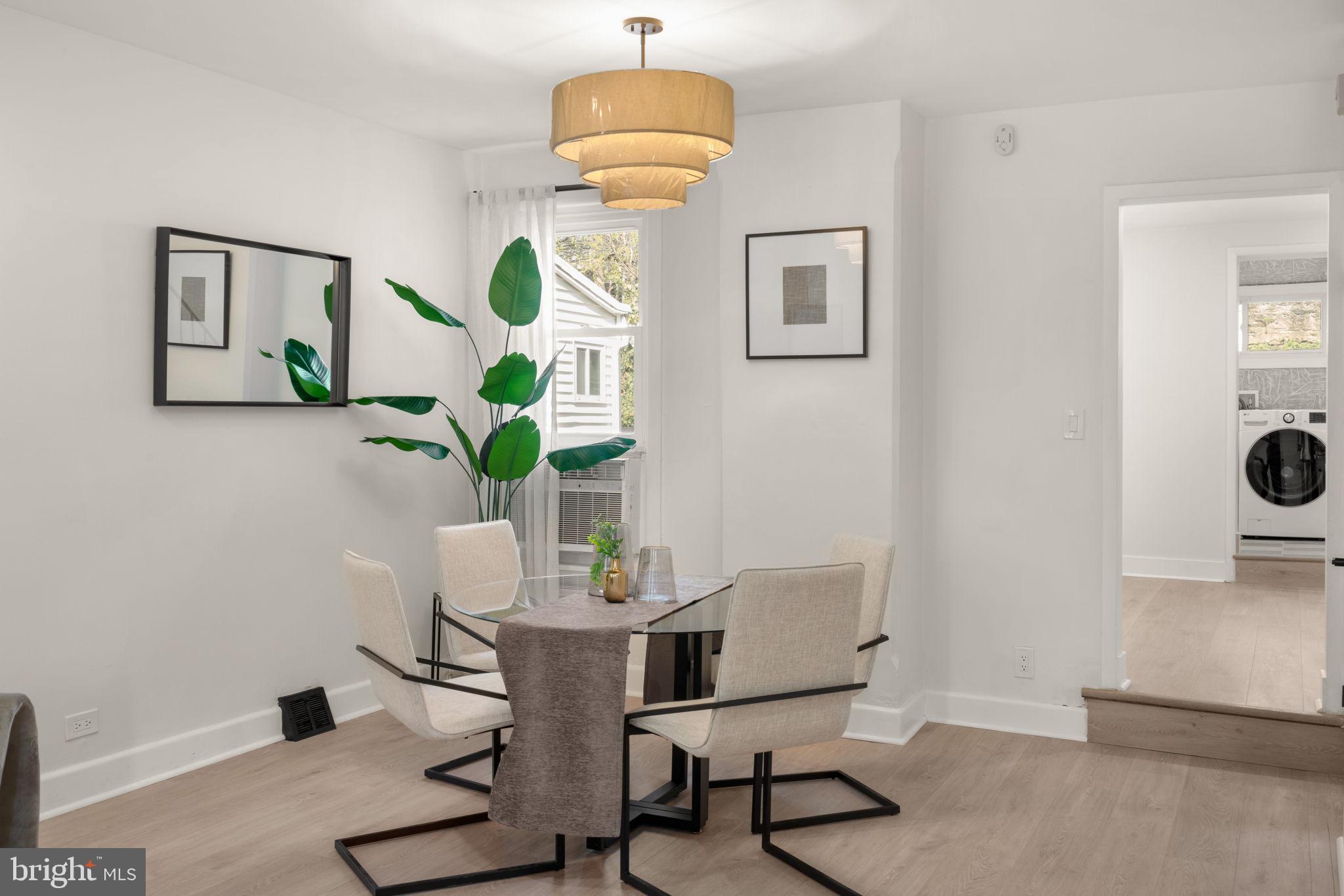 EAST FALLS - Residential