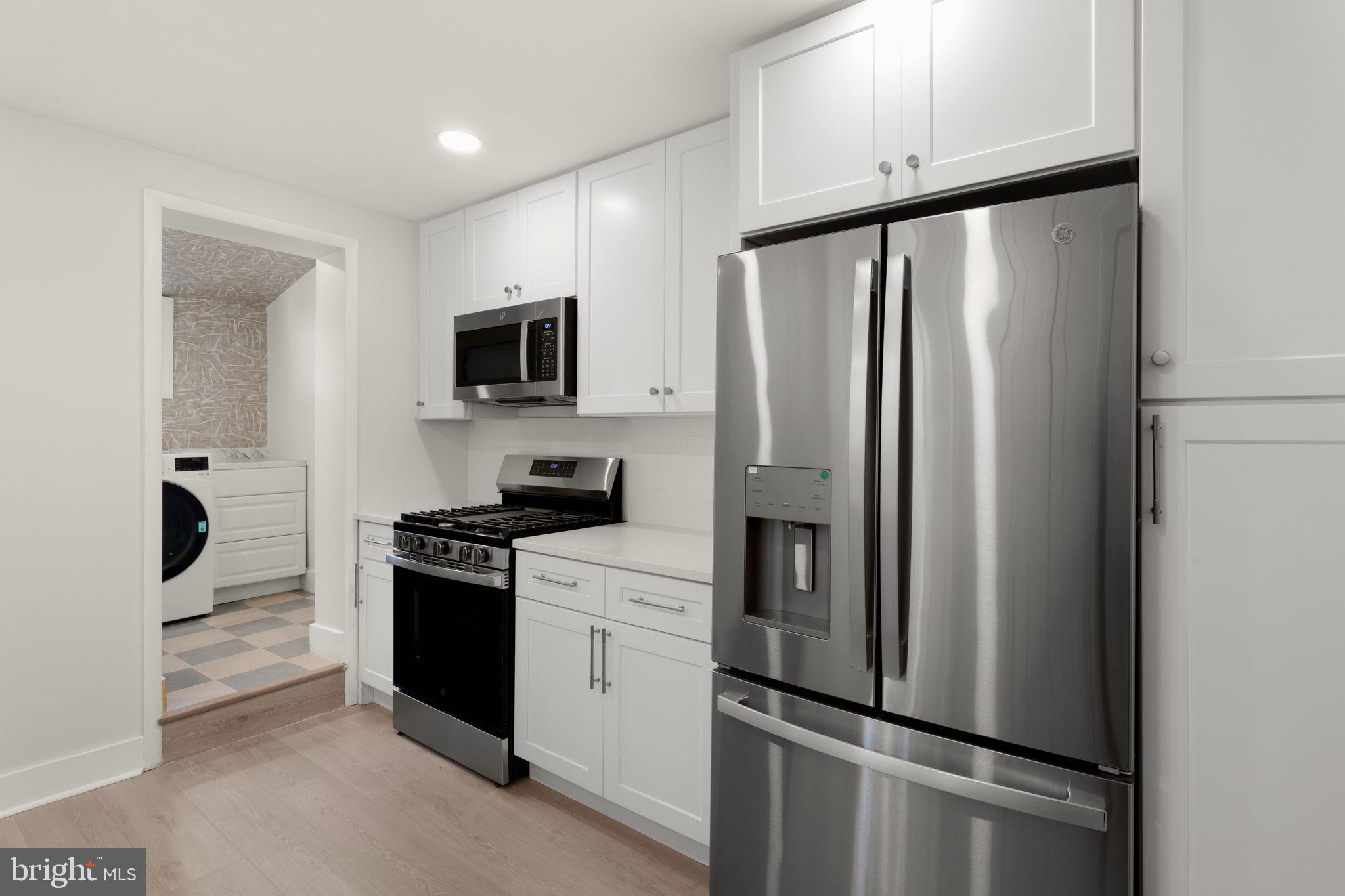 EAST FALLS - Residential