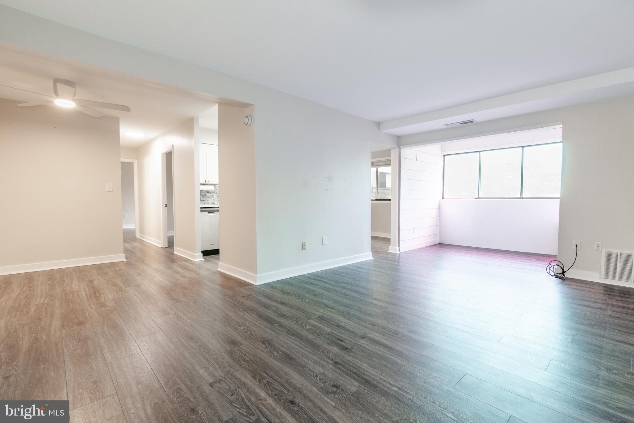 BRIGHT OAKS - Residential Lease