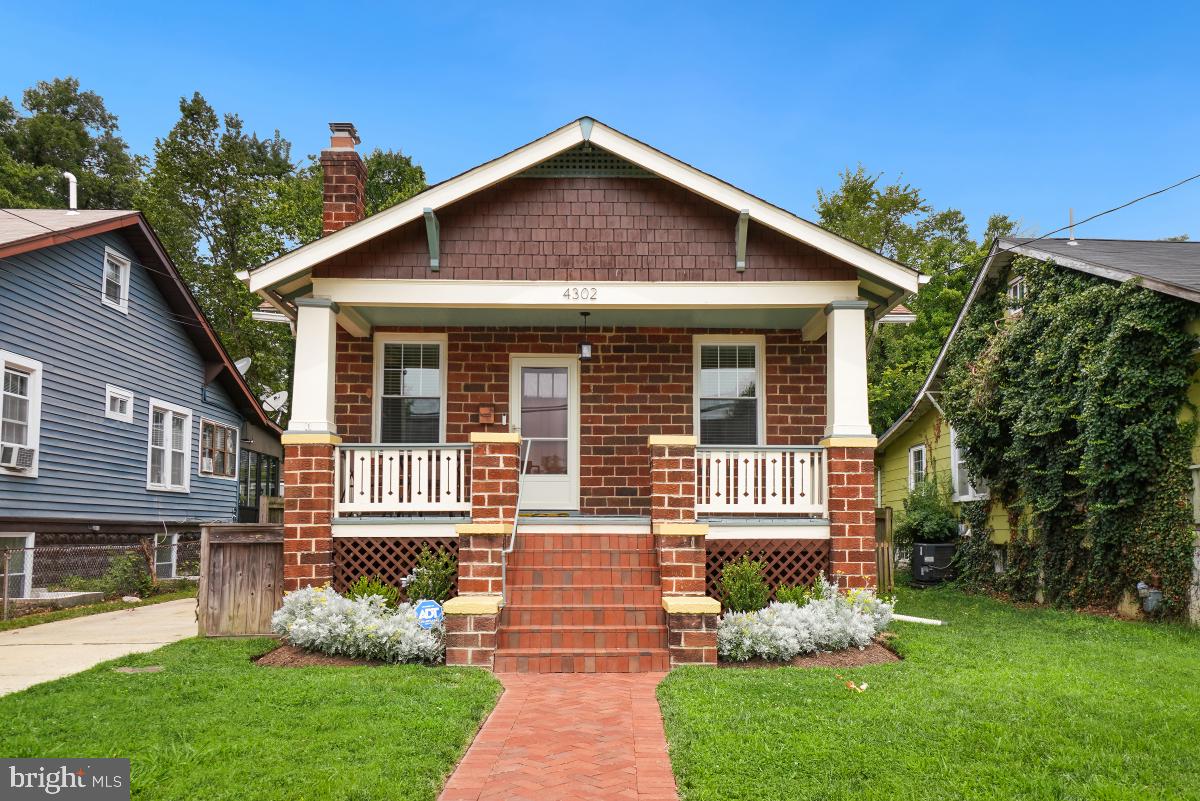 ARUNDEL - Residential