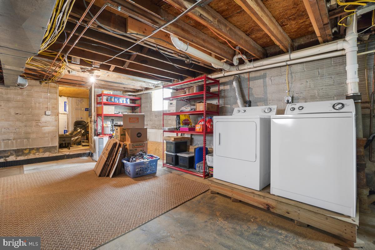 ARUNDEL - Residential