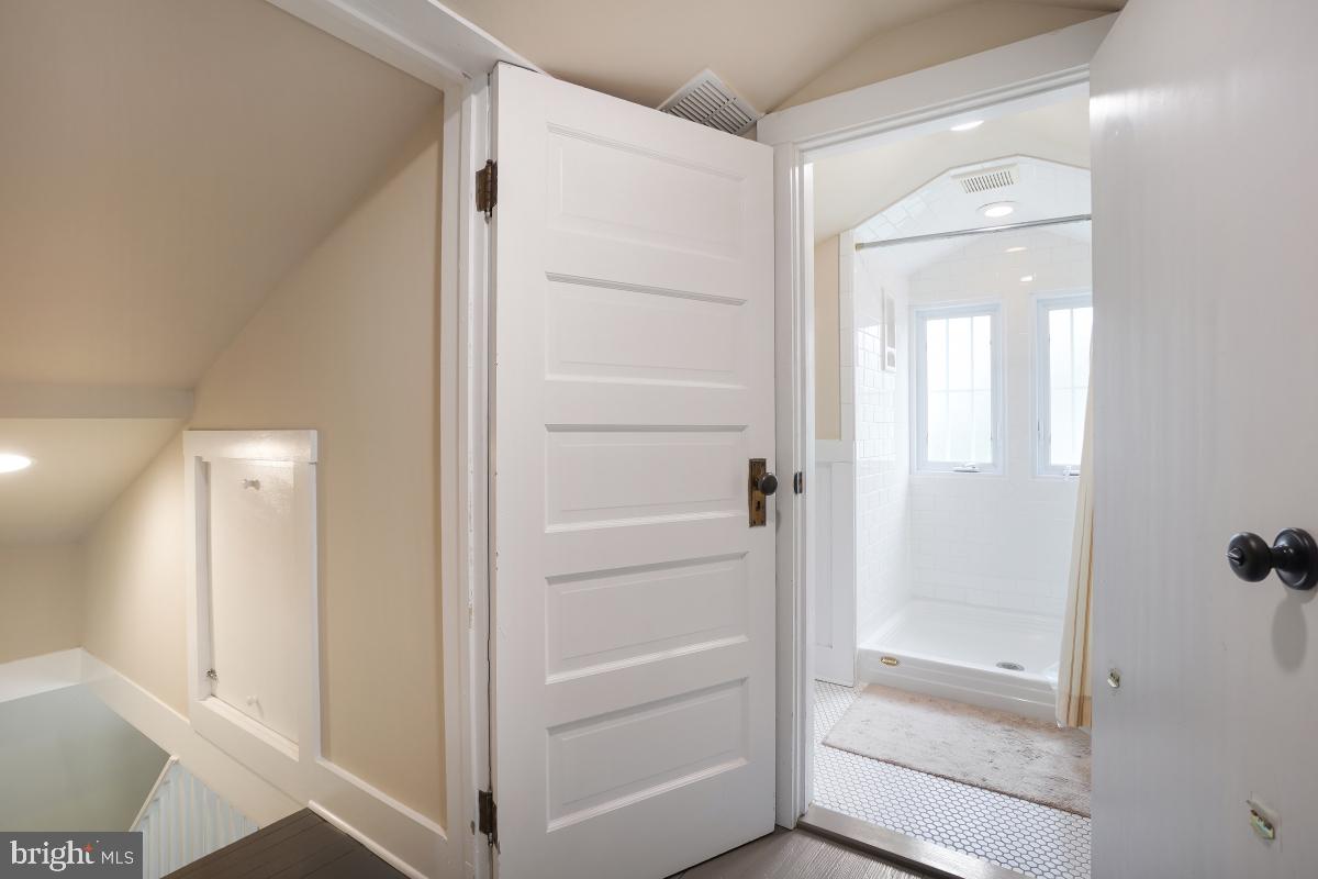 ARUNDEL - Residential