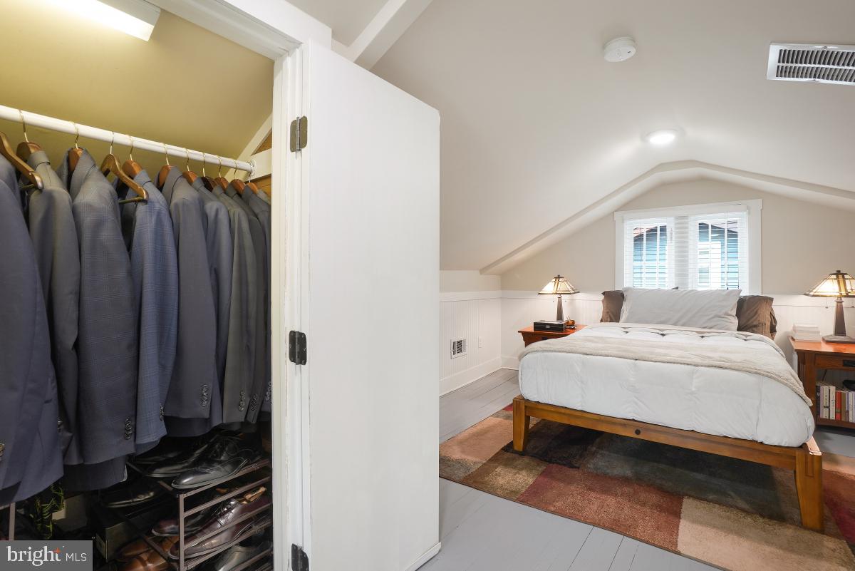 ARUNDEL - Residential