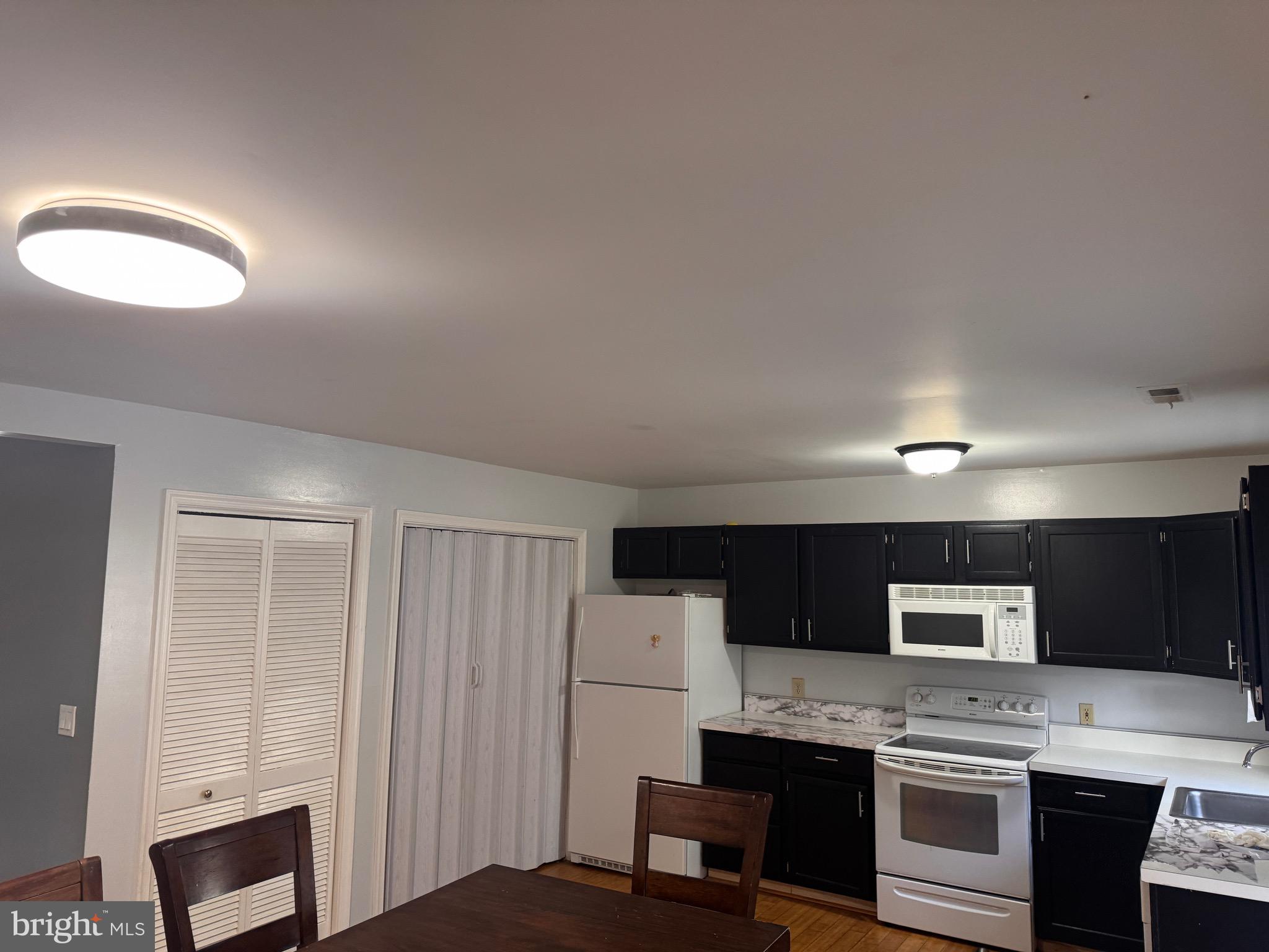 HERITAGE PINES - Residential Lease