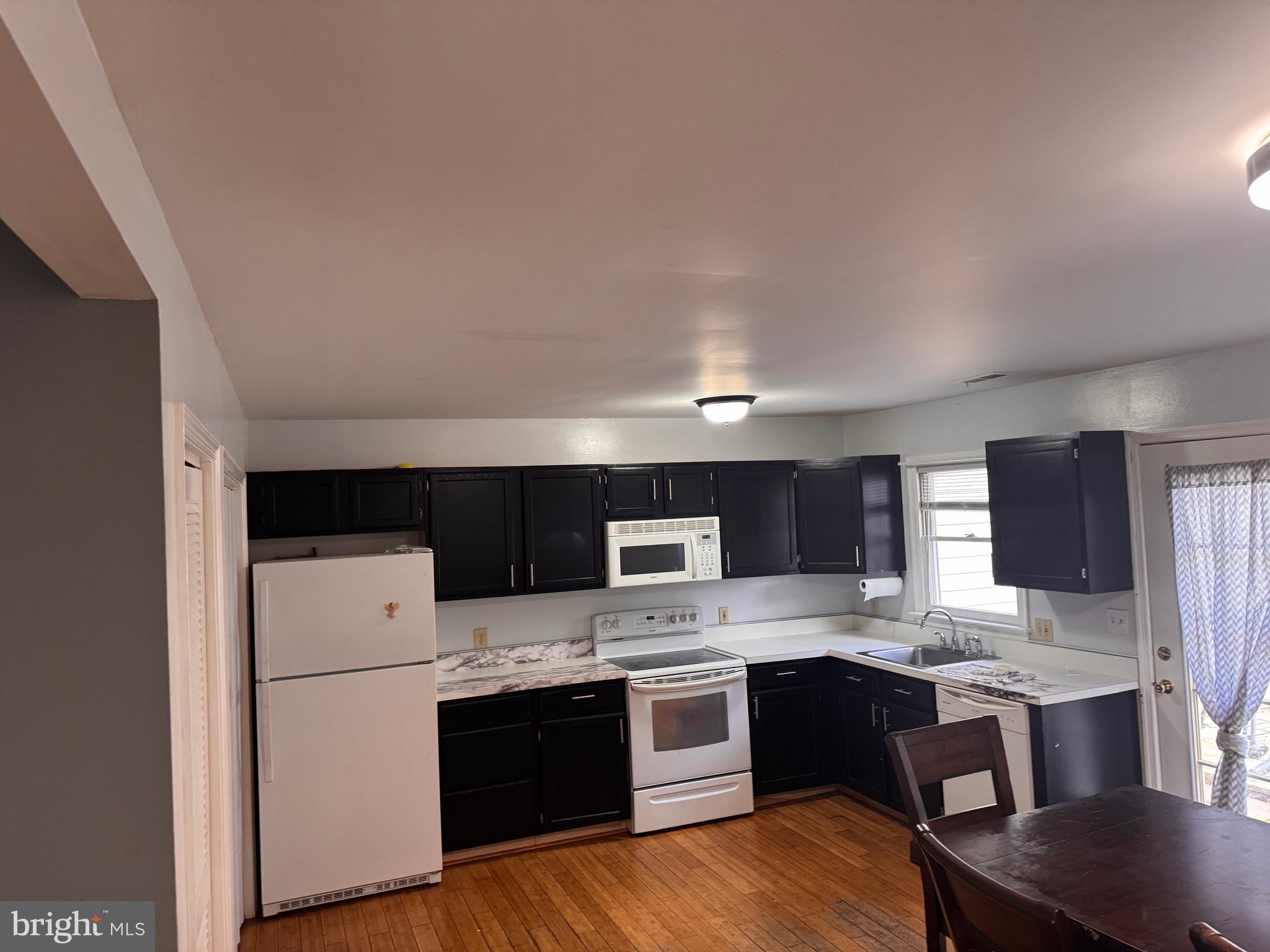 HERITAGE PINES - Residential Lease