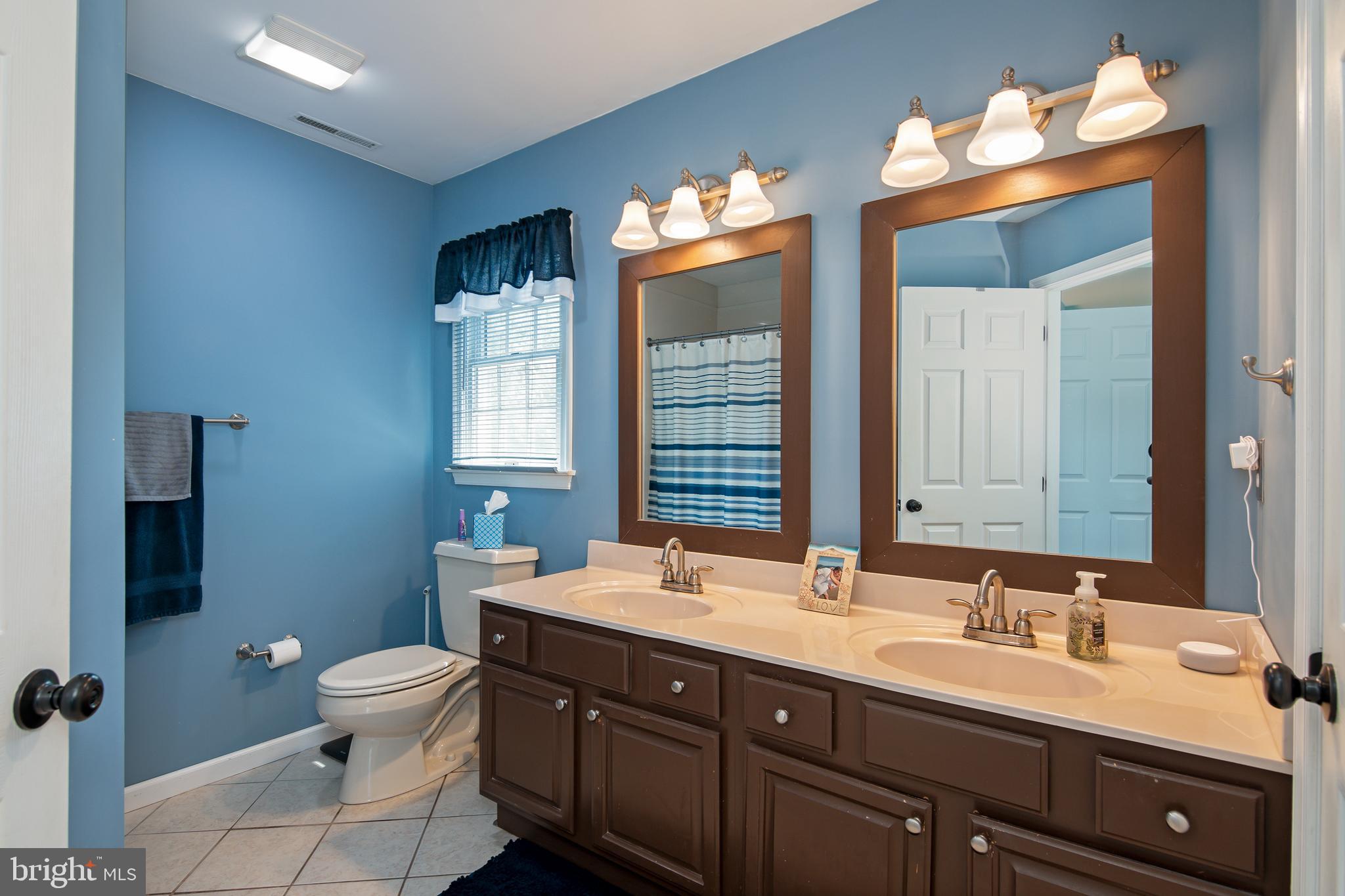 CHAPEL FARMS - Residential