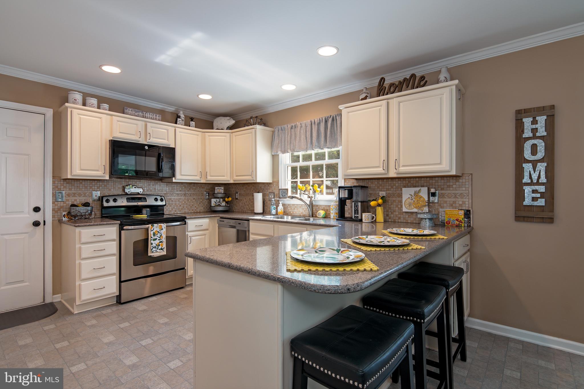 CHAPEL FARMS - Residential