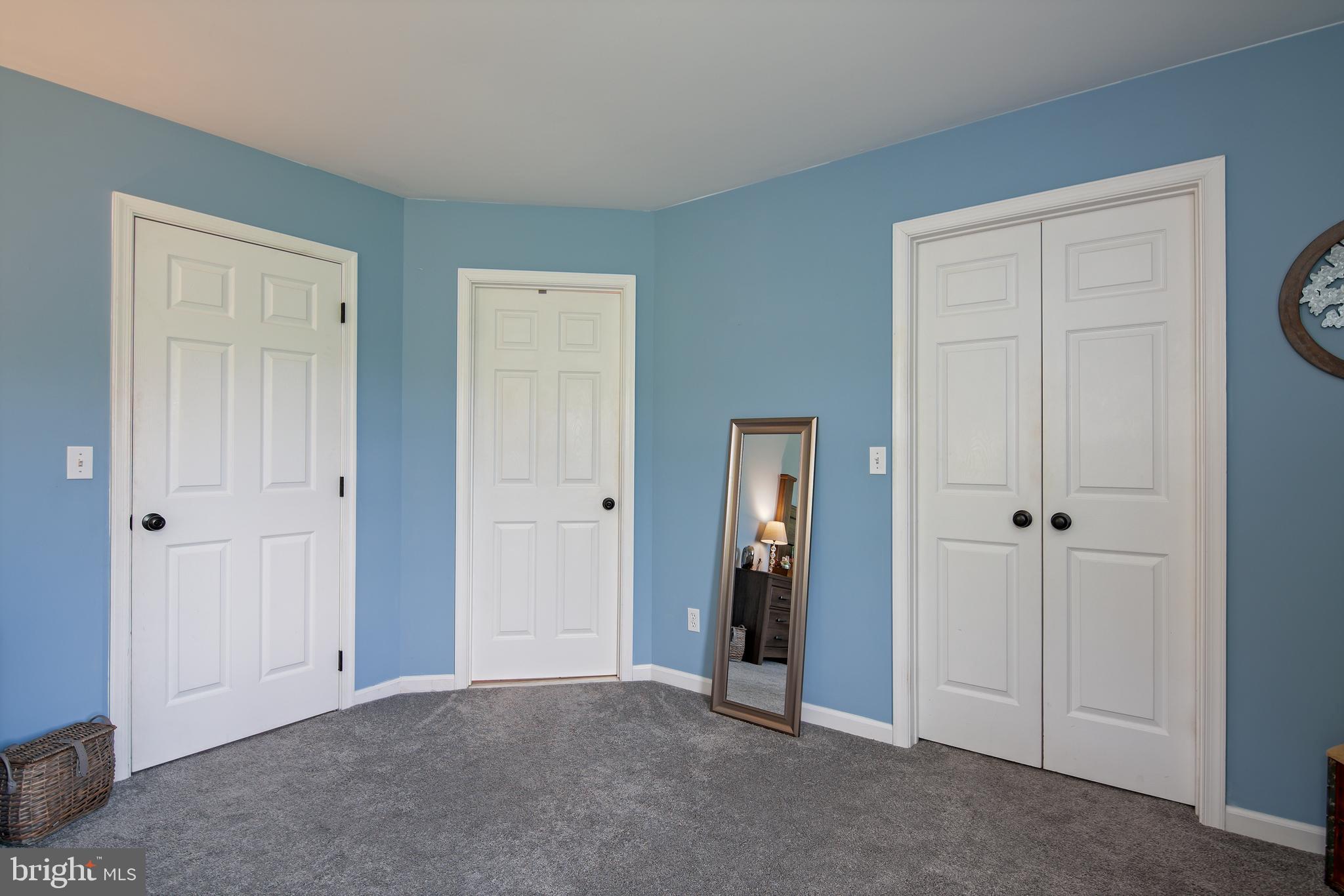 CHAPEL FARMS - Residential