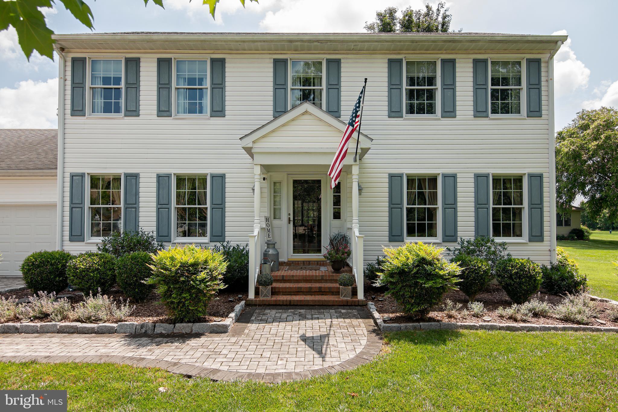 CHAPEL FARMS - Residential