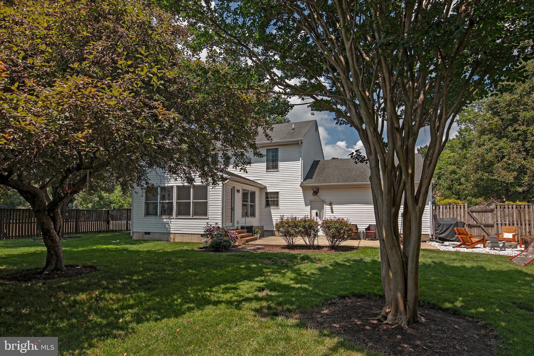 CHAPEL FARMS - Residential
