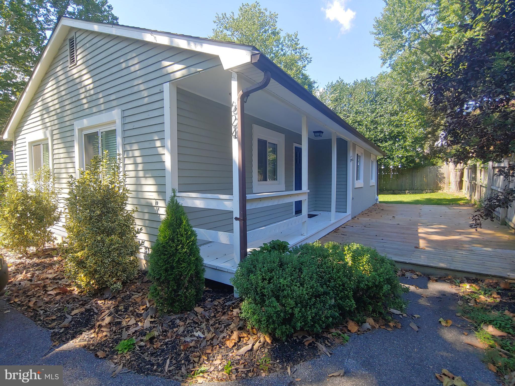 FANTASTIC UPDATED/UPGRADED HOME IN WATER PRIVILEGED CARROLLTON MANOR**PREFER NO SMOKING & NO PETS, WILL CONSIDER CASE BY CASE THOUGH**