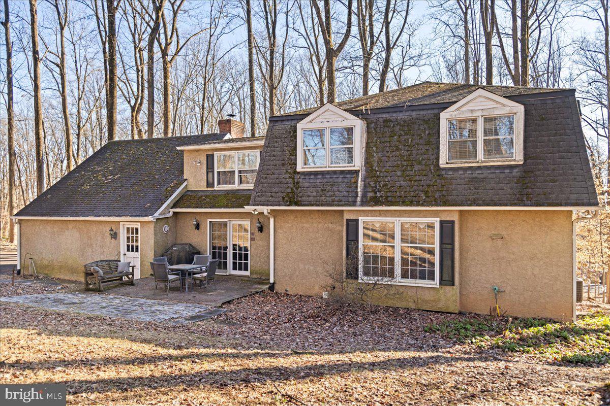 SOLEBURY MOUNT EST - Residential