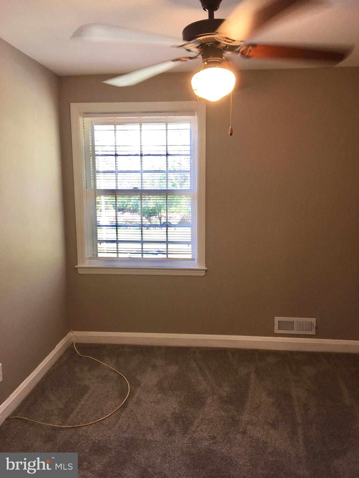 PERRING LOCH - Residential Lease