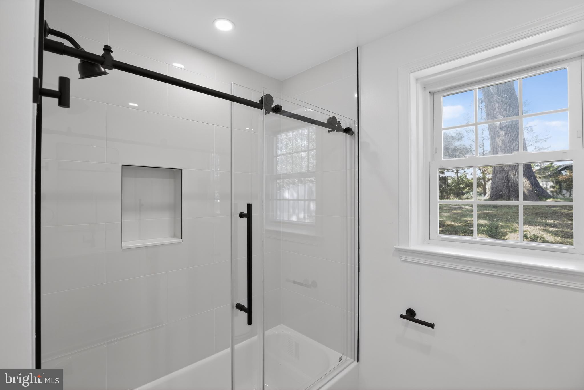 BRIDLEWOOD - Residential