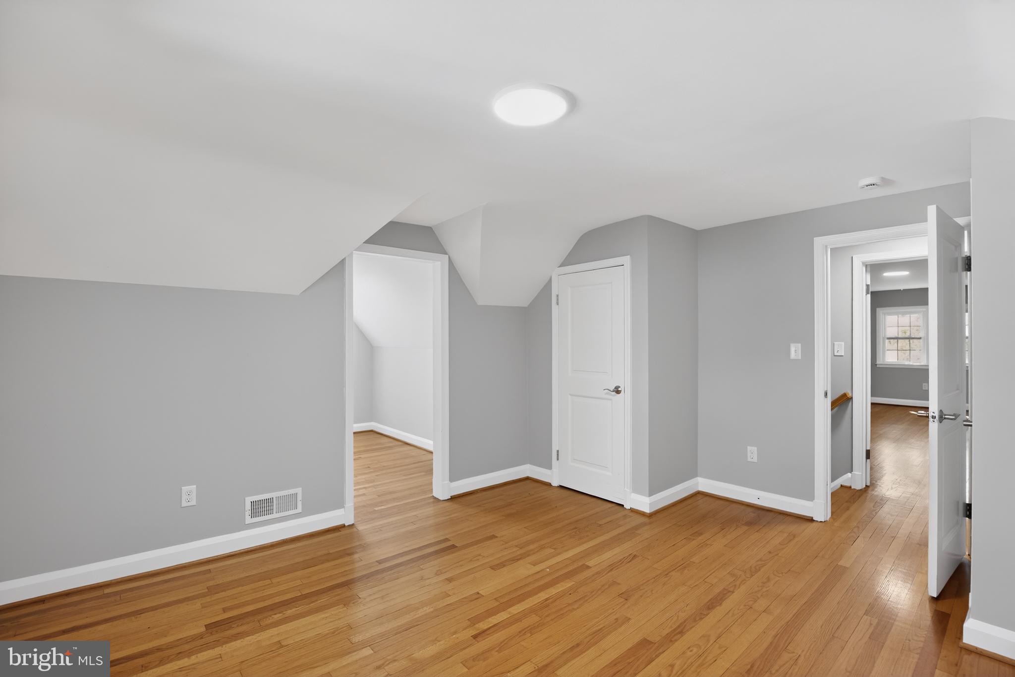BRIDLEWOOD - Residential