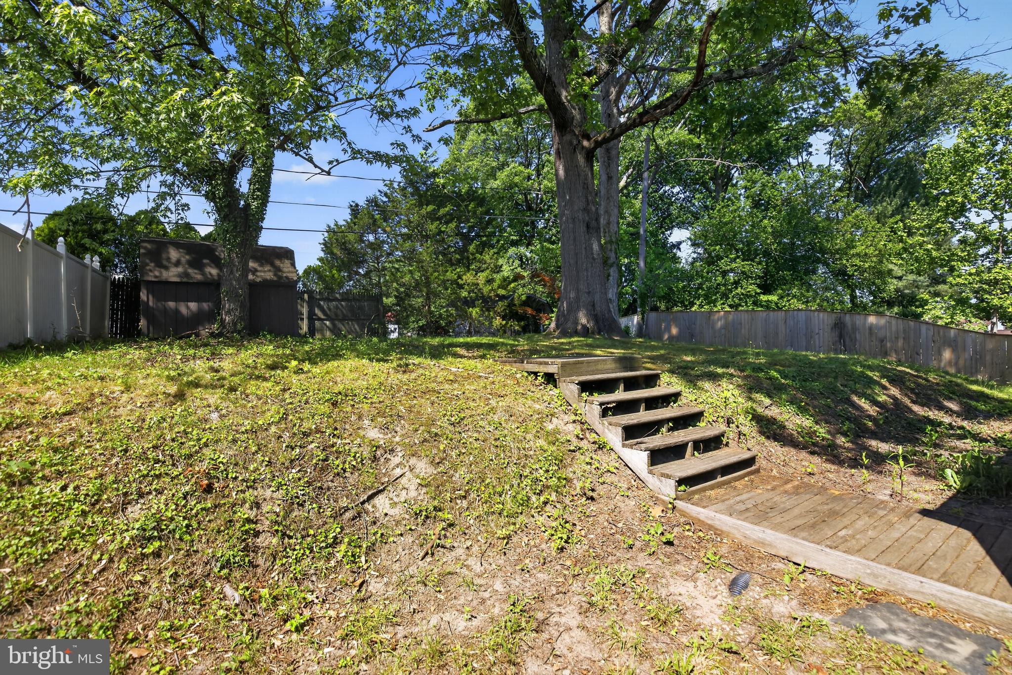 BRIDLEWOOD - Residential