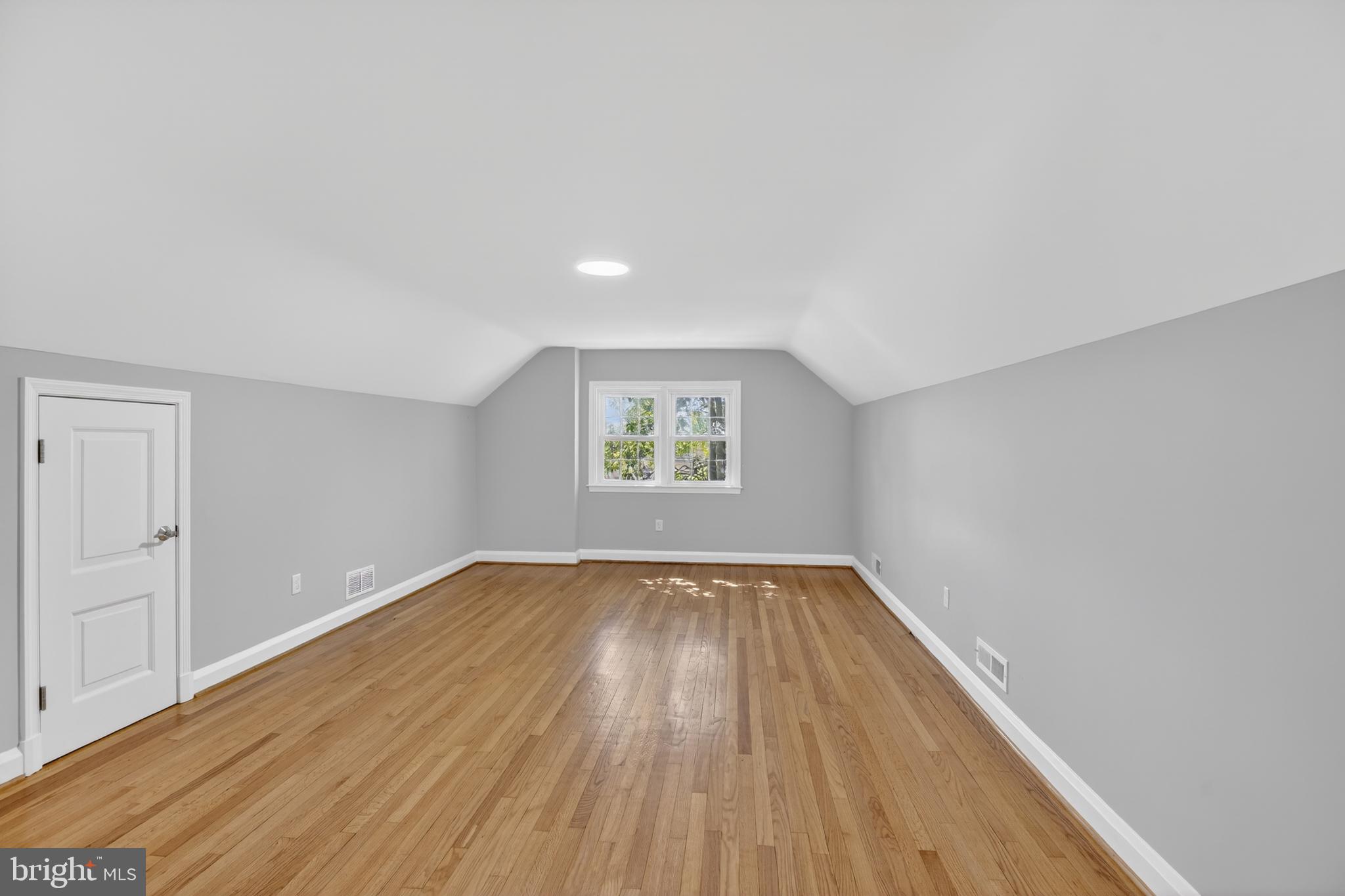 BRIDLEWOOD - Residential