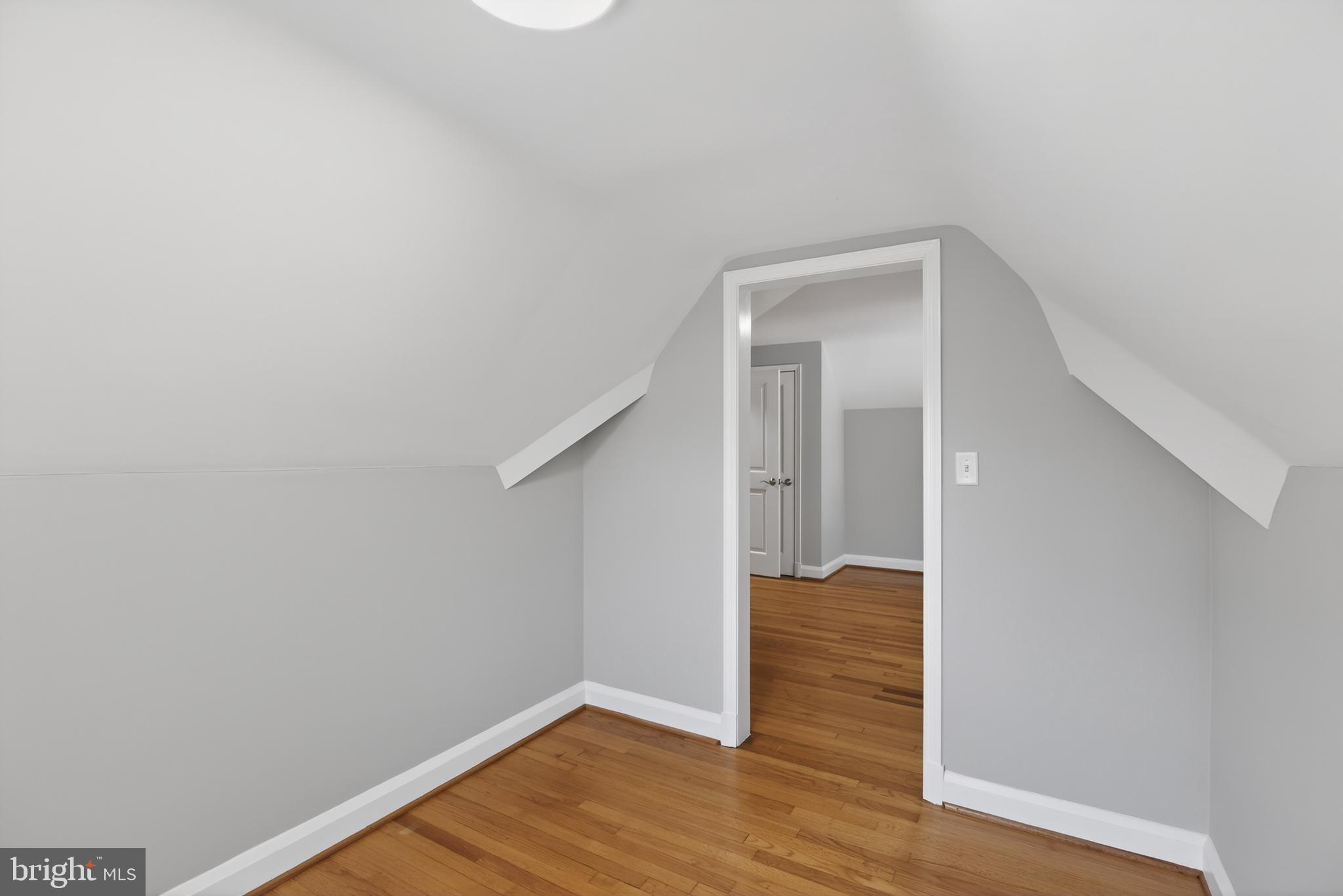 BRIDLEWOOD - Residential
