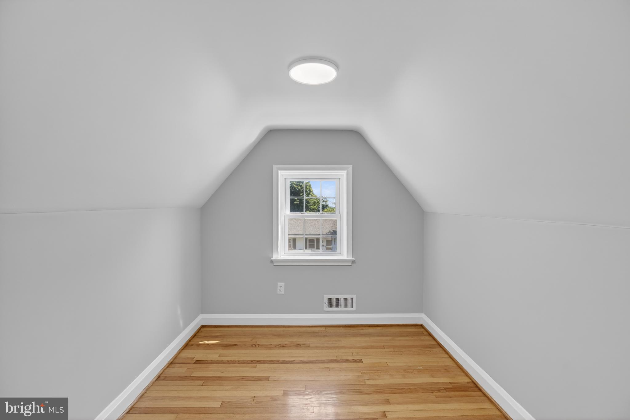 BRIDLEWOOD - Residential