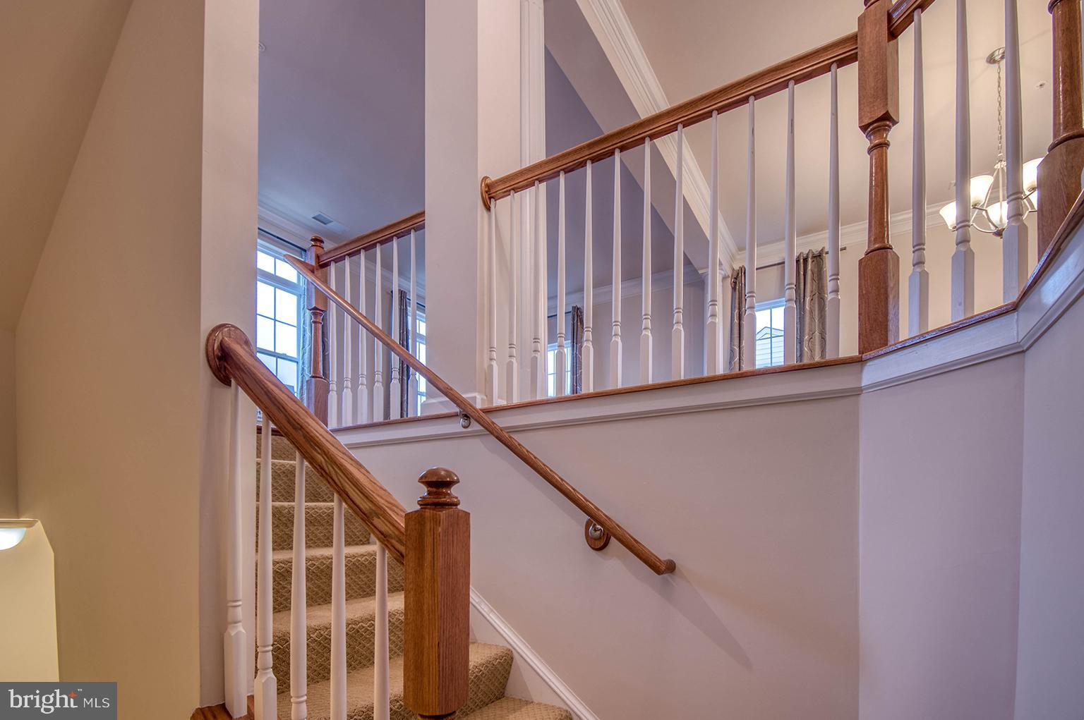 MARKET SQUARE - Residential Lease