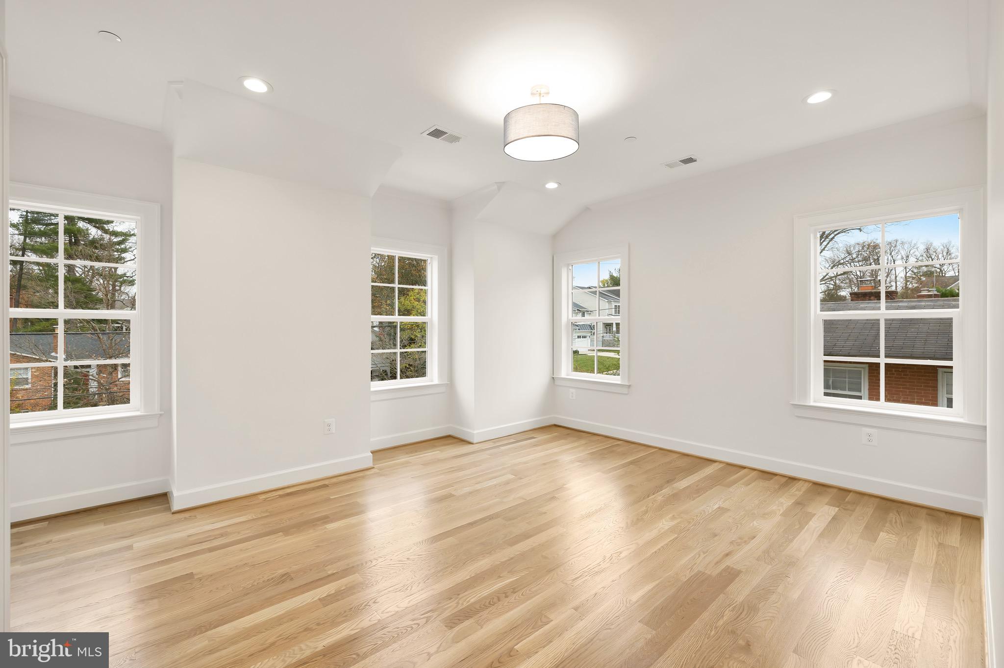 LANDON WOODS - Residential