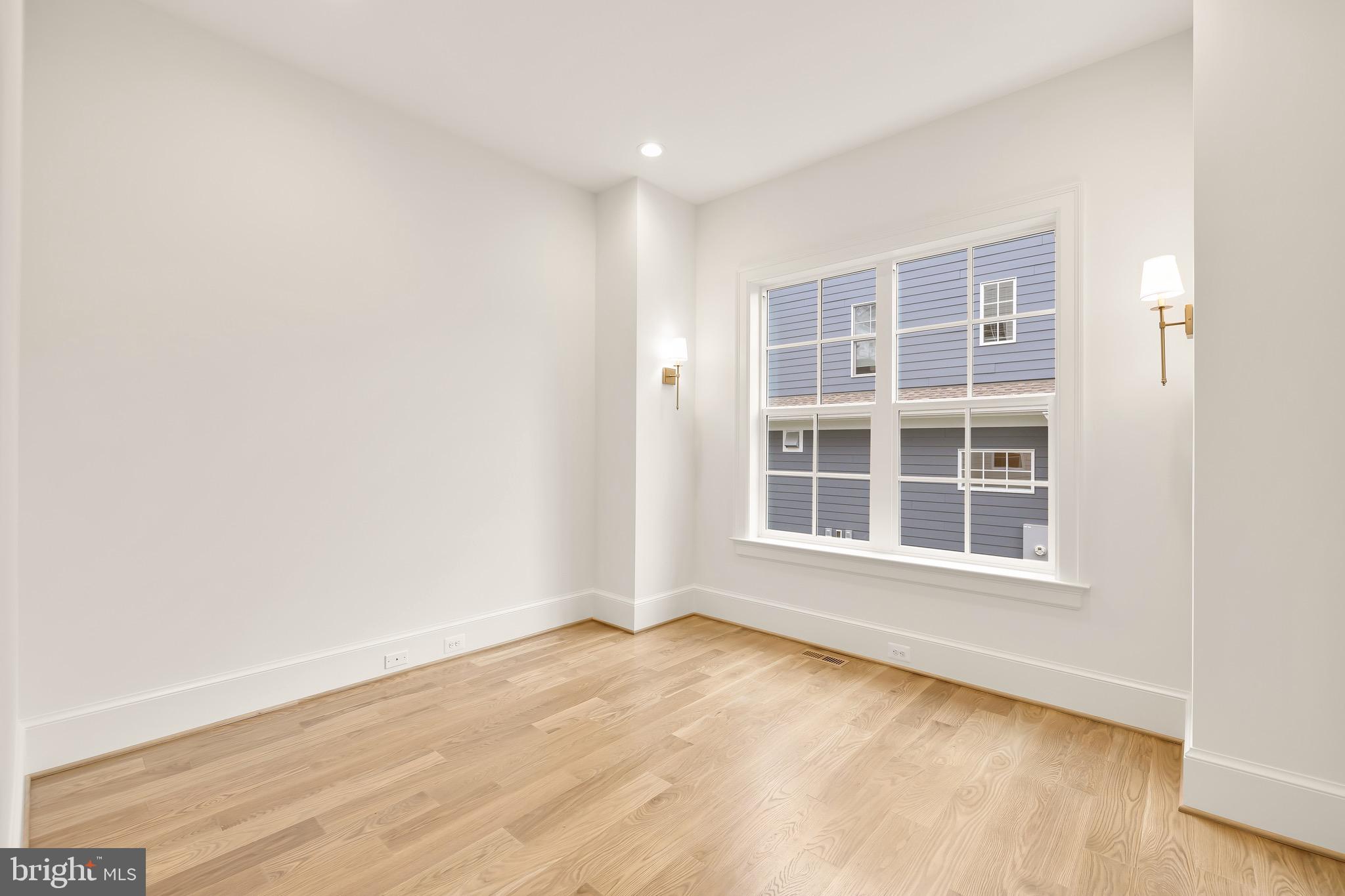 LANDON WOODS - Residential