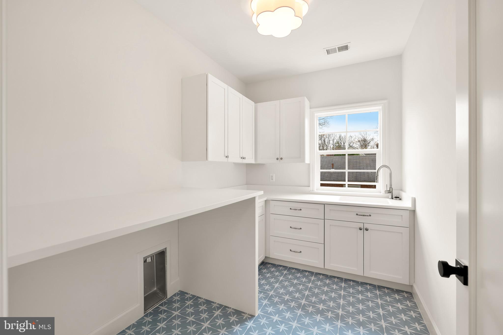 LANDON WOODS - Residential