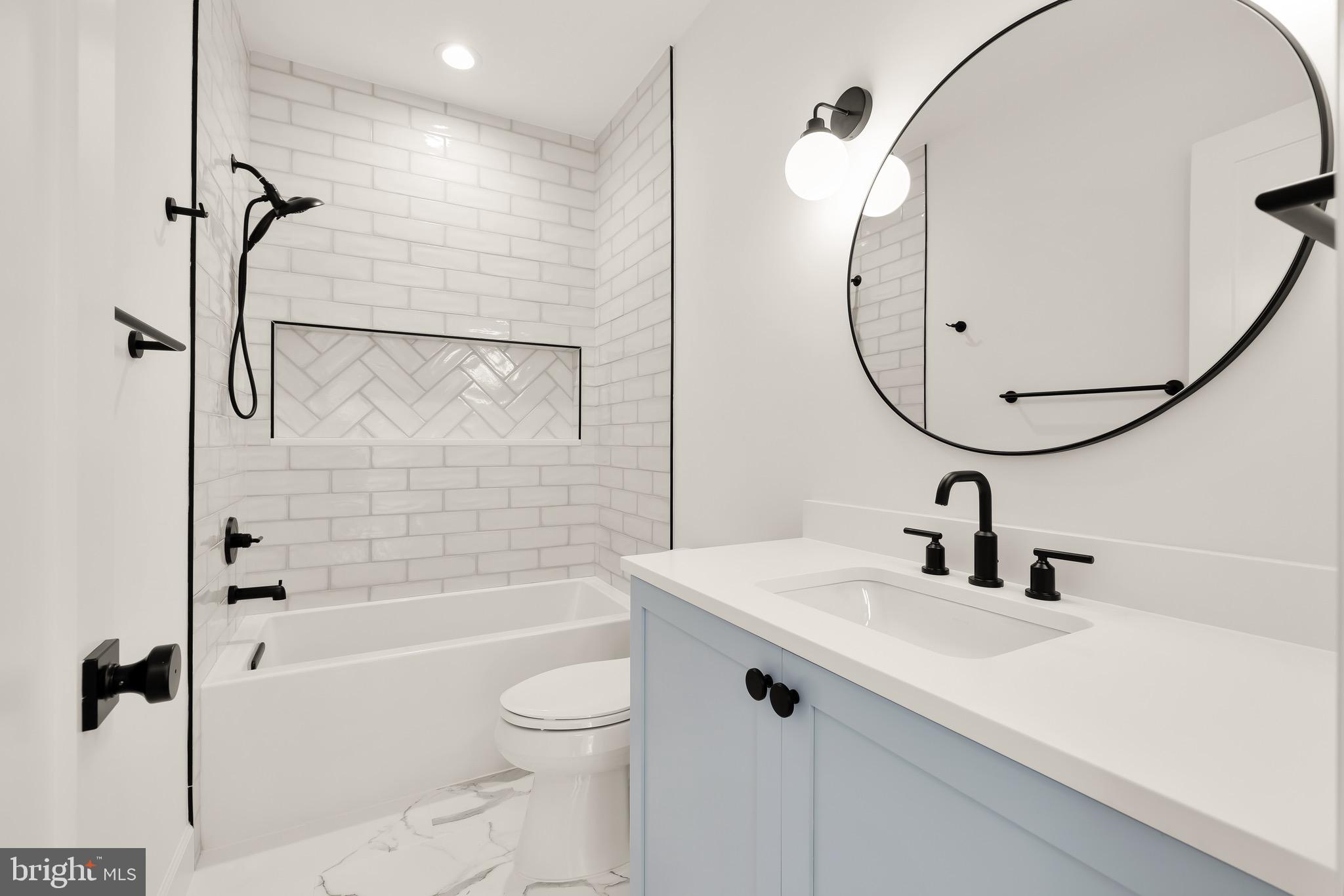 LANDON WOODS - Residential