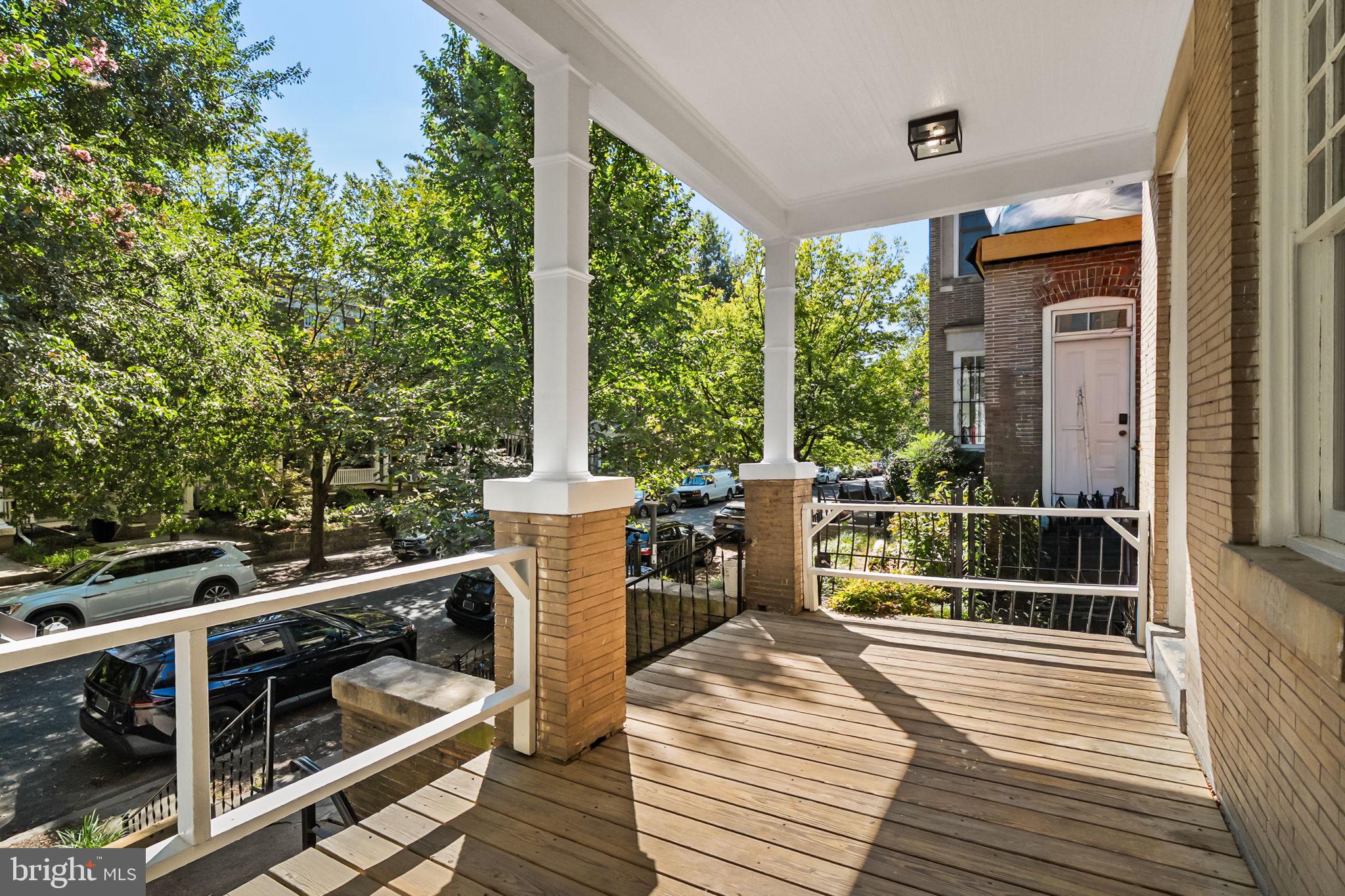 3350 18TH STREET NW