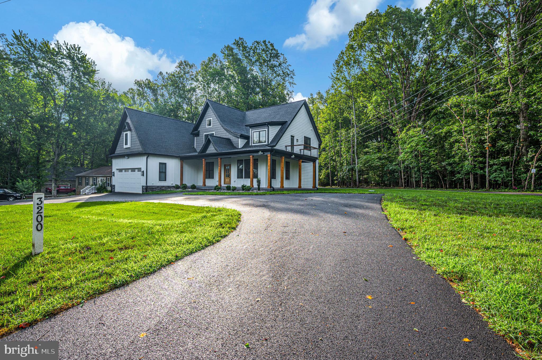 3200 LAKEVIEW PARKWAY
