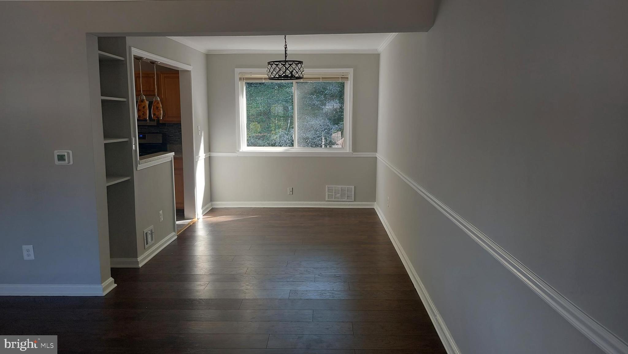 OXON RUN HILLS - Residential Lease