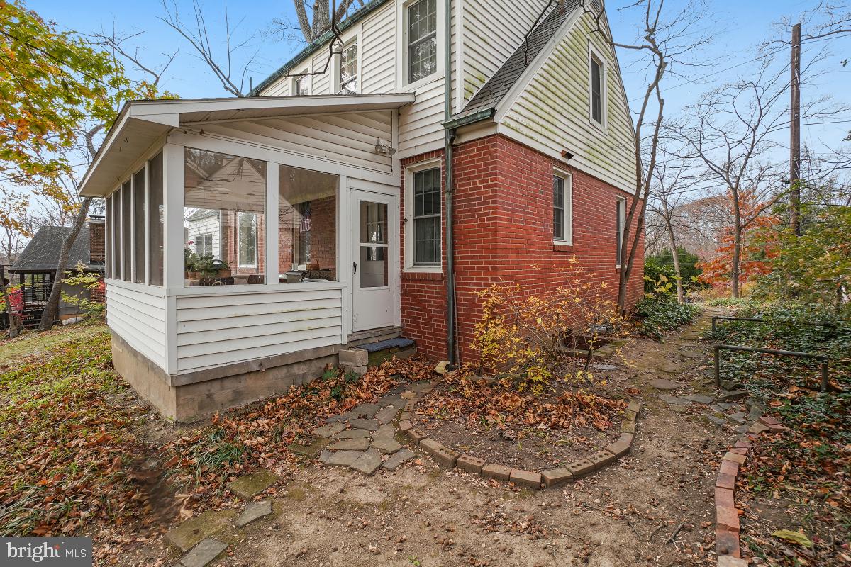 GLEN ECHO HEIGHTS - Residential