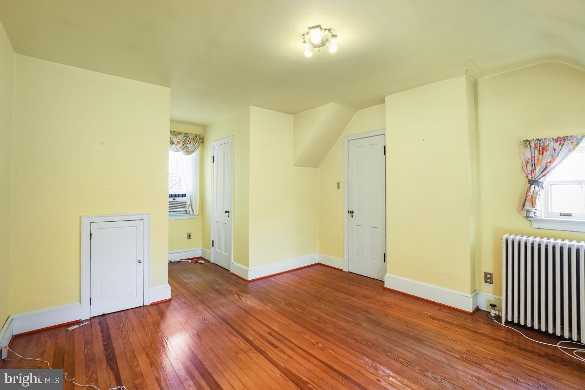 GLEN ECHO HEIGHTS - Residential