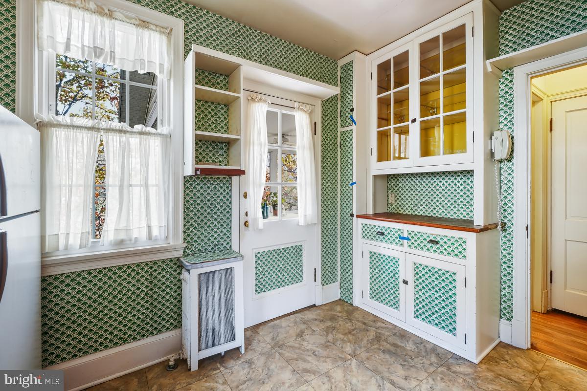 GLEN ECHO HEIGHTS - Residential