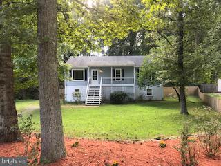 LAKE LAND - Residential Lease