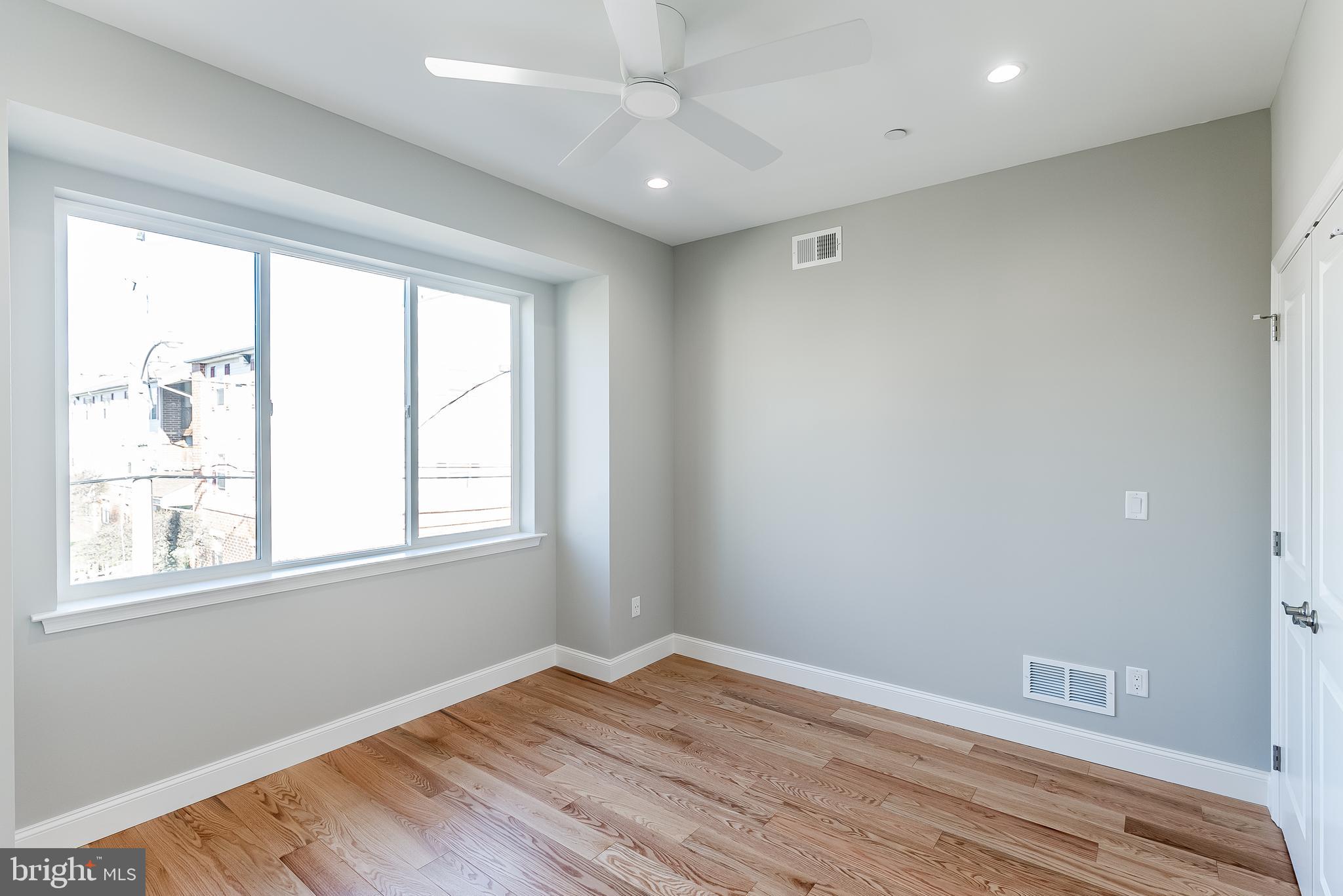 GRAYS FERRY - Residential