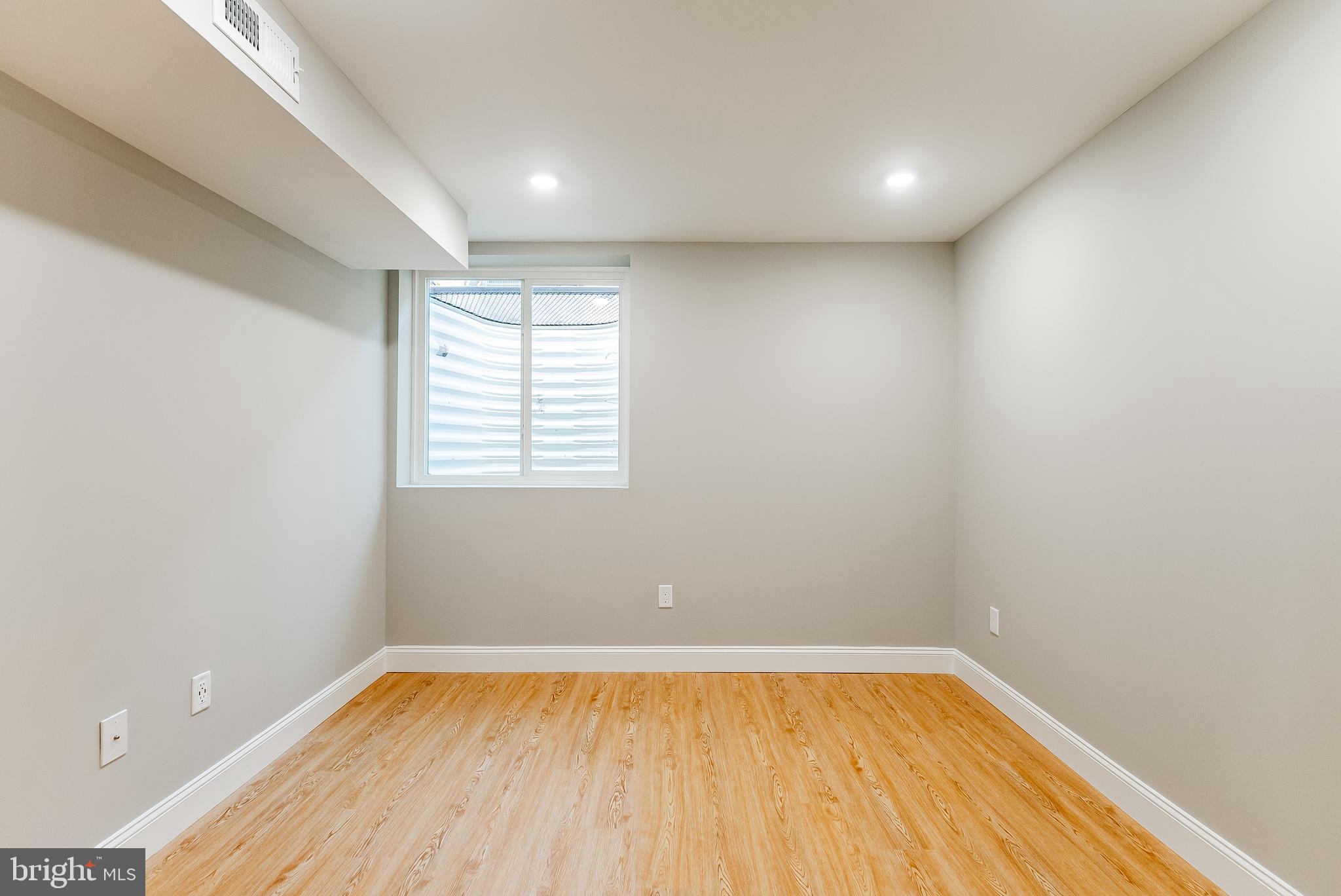 GRAYS FERRY - Residential