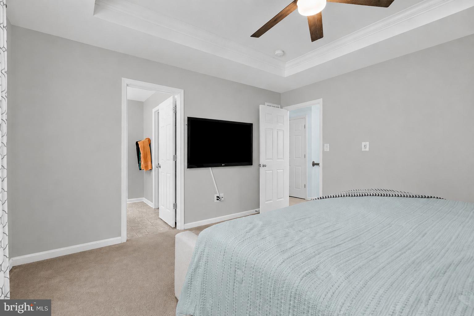 NORTH BROOK - Residential
