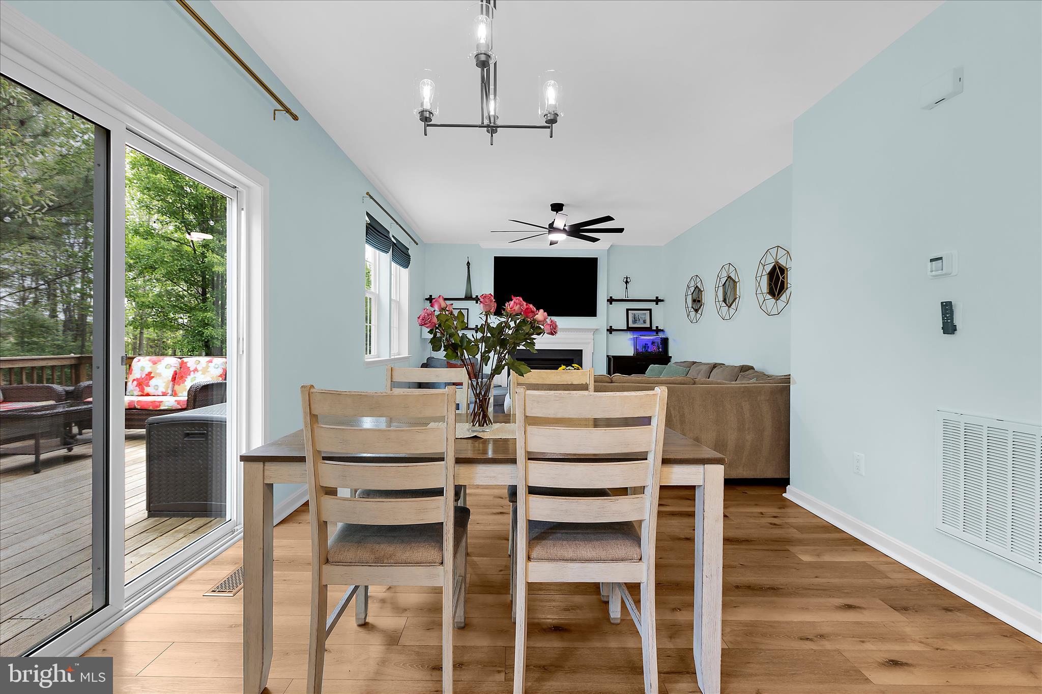 NORTH BROOK - Residential