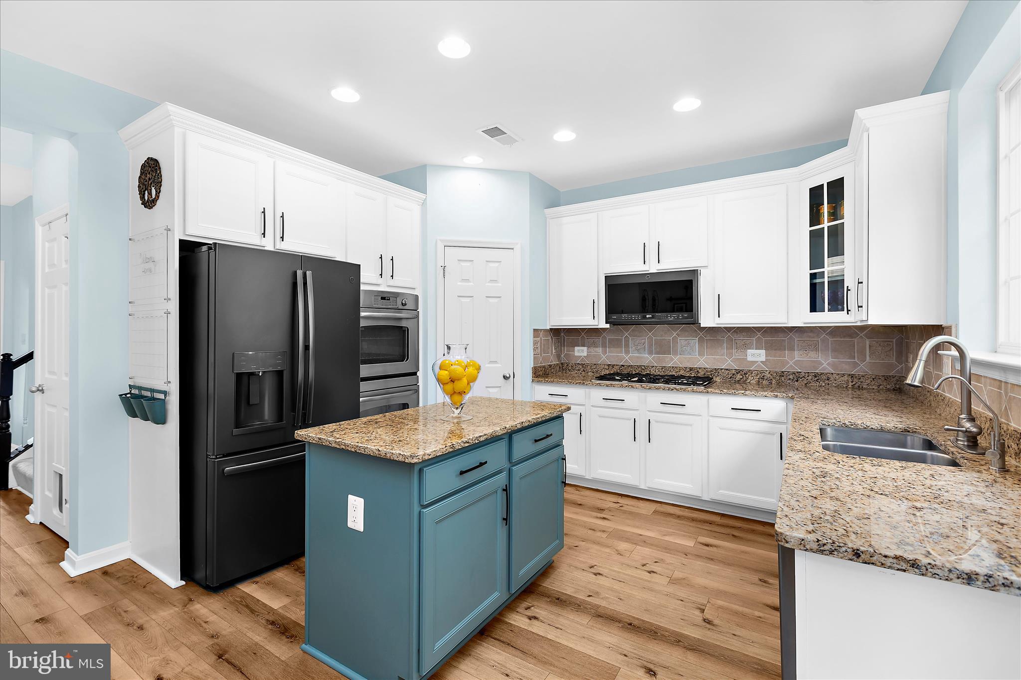 NORTH BROOK - Residential