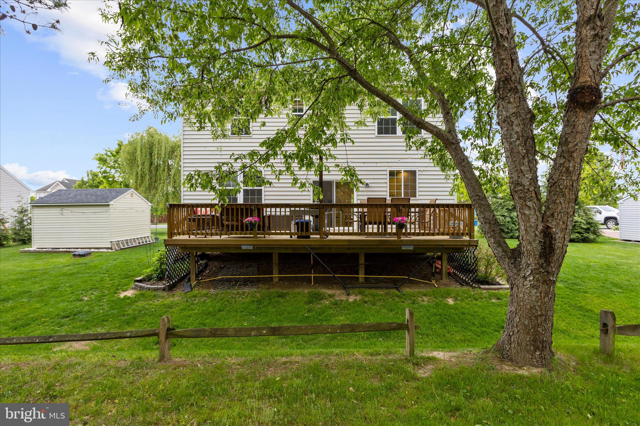 NORTH BROOK - Residential