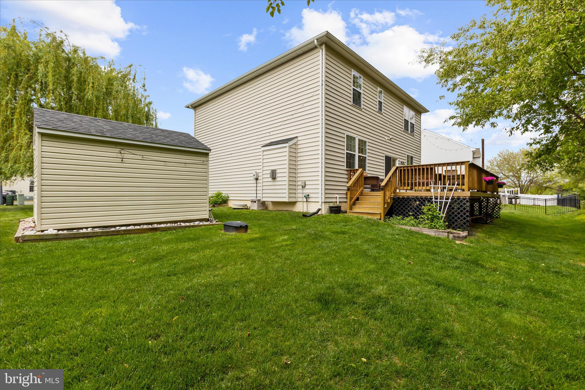 NORTH BROOK - Residential