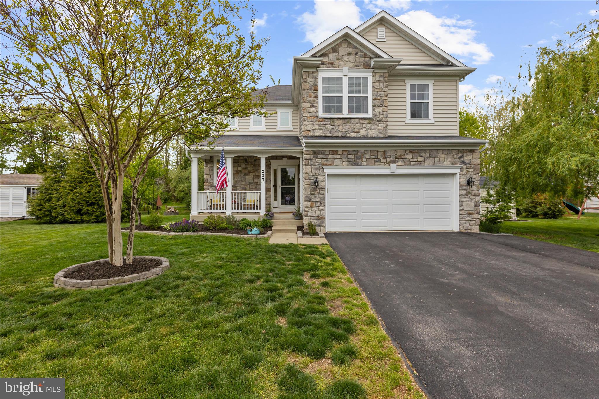 NORTH BROOK - Residential