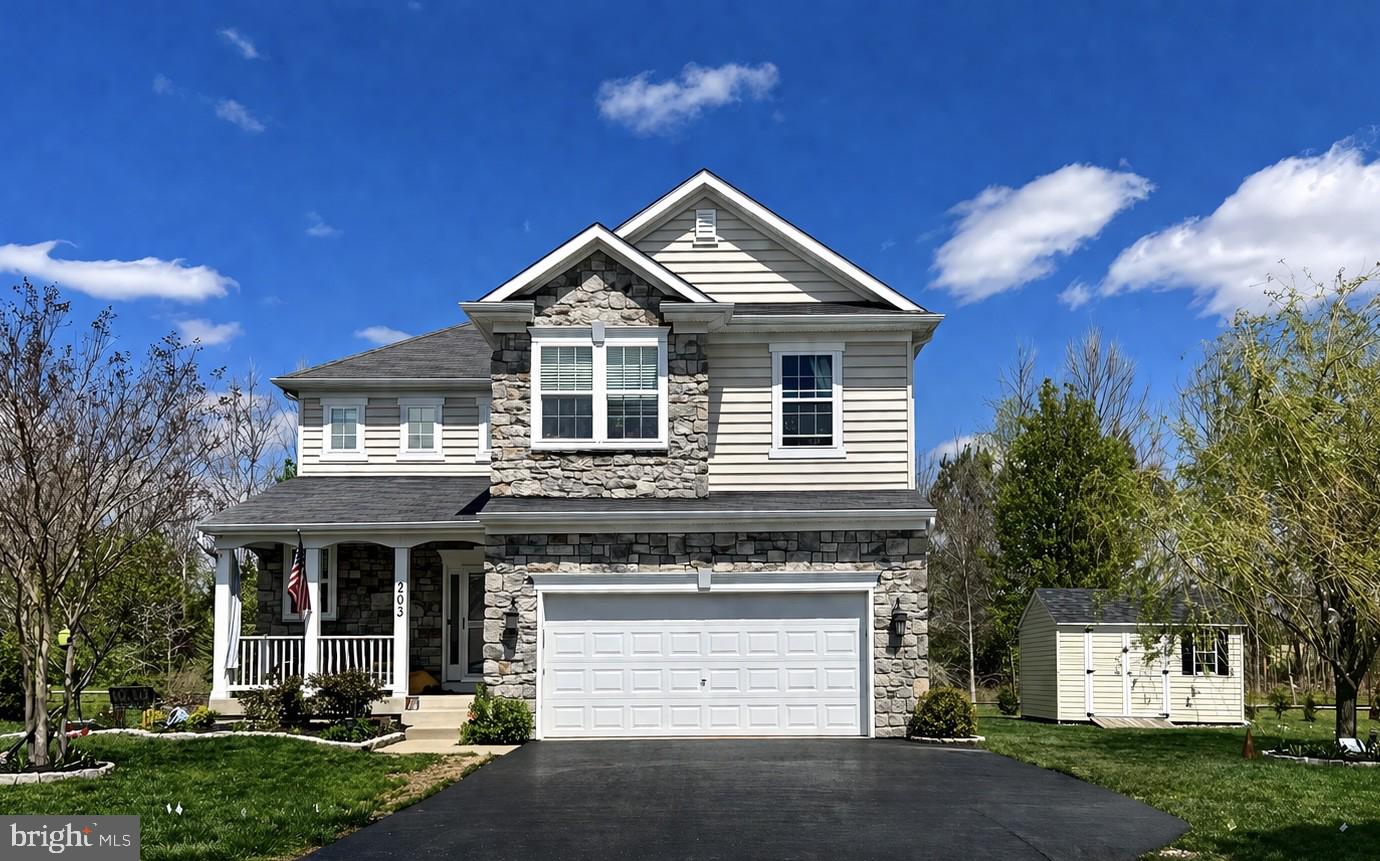 NORTH BROOK - Residential