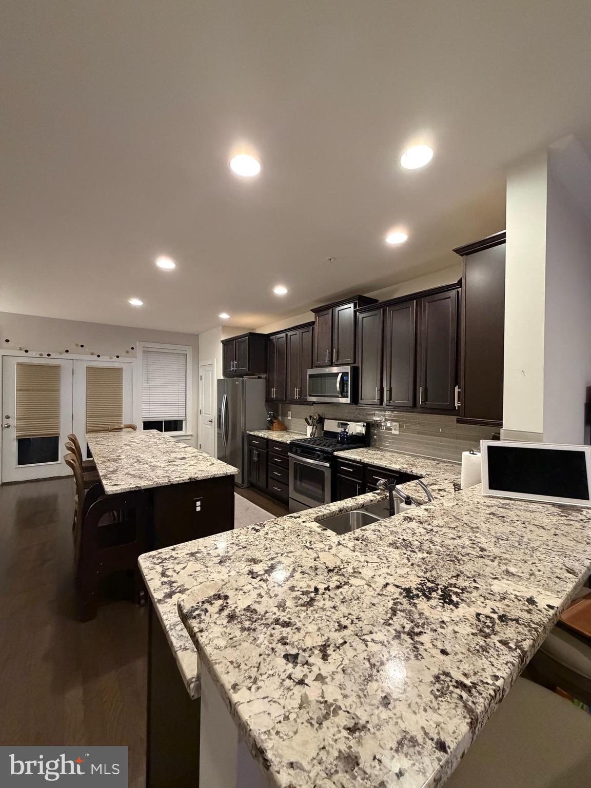 ODENTON STATION - Residential Lease