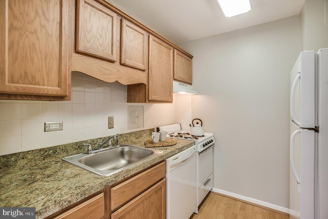 PARK SUTTON CODM - Residential Lease